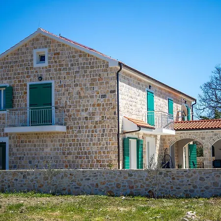 Skelin 度假居 Drinovci